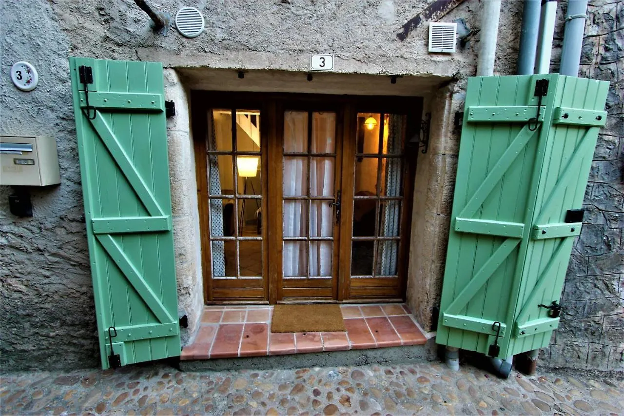 Traditional Provencal Stone House Holiday home Entrecasteaux France