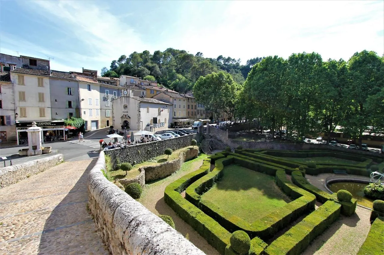 Traditional Provencal Stone House Holiday home Entrecasteaux France